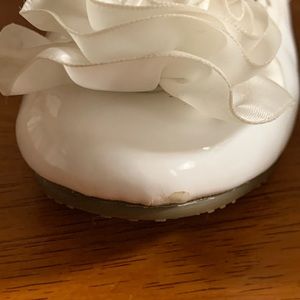 Stride Rite Esme flats. Size 11M. Worn once.